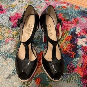 Patent Leather T Strap Sandals